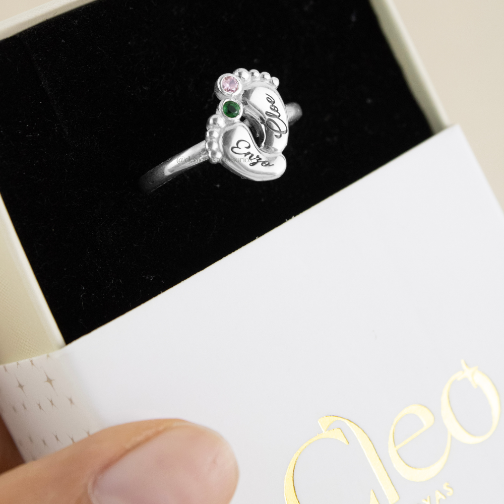 Anillo Piecitos Plata Grabado