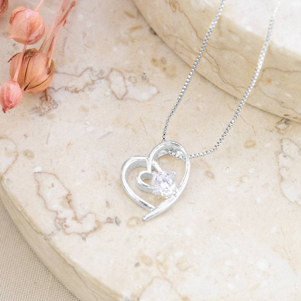 Collar de dije corazón colgante y piedra plateado plata
