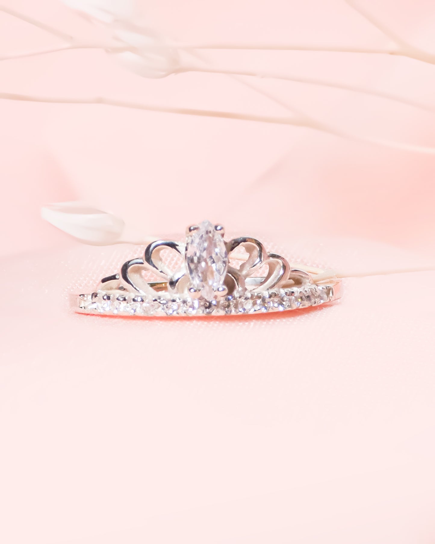 anillo de promesa, anillo de princesa, anillo de corona, anillo grande, anillo de plata,anillo plateado, anillo con piedras, anillo de compromiso, anillo de promesa