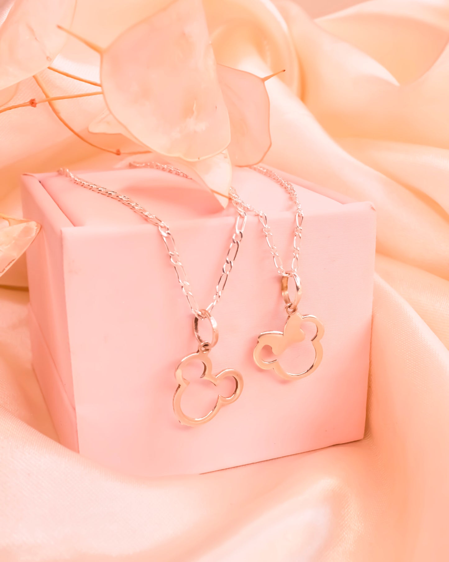 collar para parejas, collar para parejas plateado, collar de plata para parejas, collar de mickey, collar de plata, collar de minnie