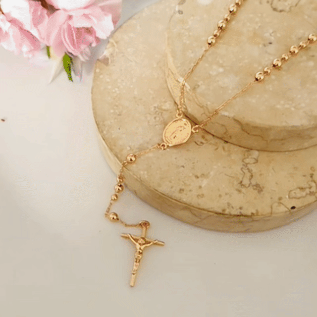 Rosario Virgen Milagrosa en oro rosa de Cleo Joyas