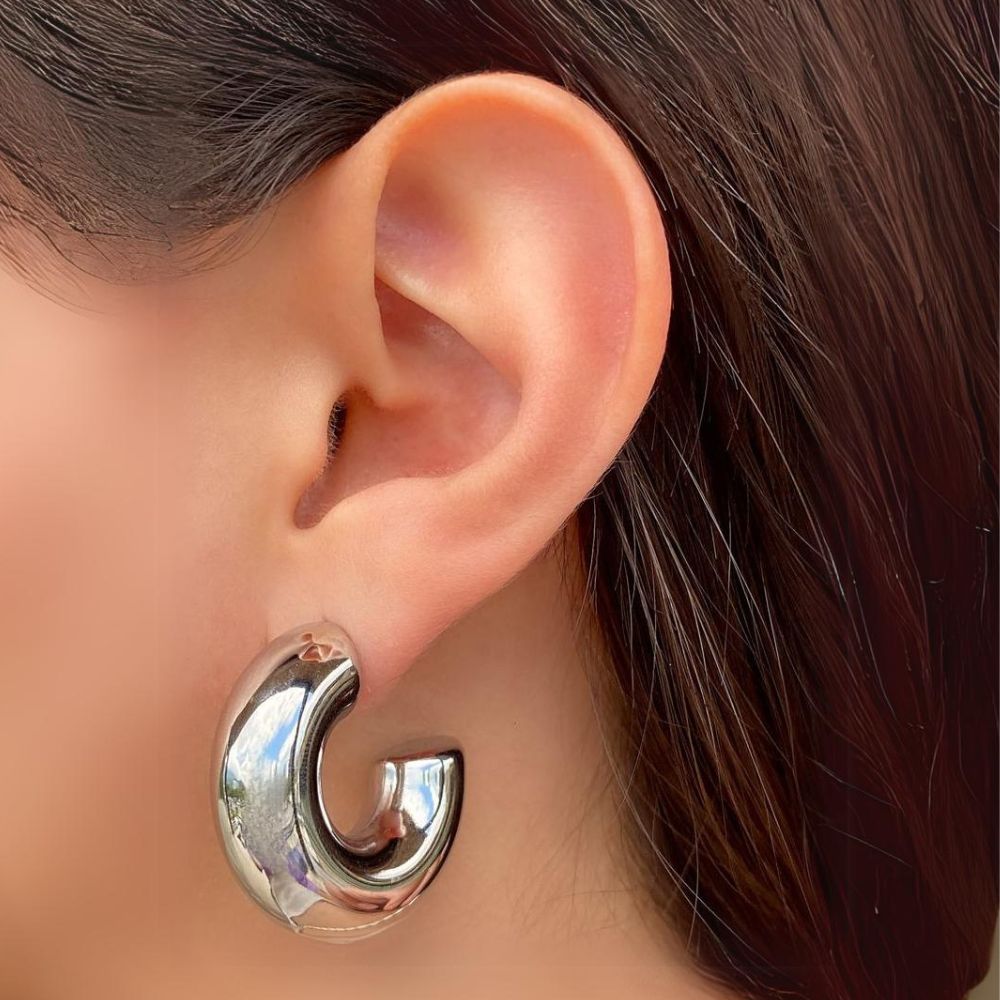 aretes en tendencia plateados, aretes chunky plateados, argollas chunky, argollas en tendencia