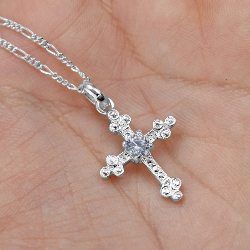 collar religioso, collar de plata de cruz, collar de cruz, collar plateado religioso, collar delicado de cruz, collar de cruz con piedras