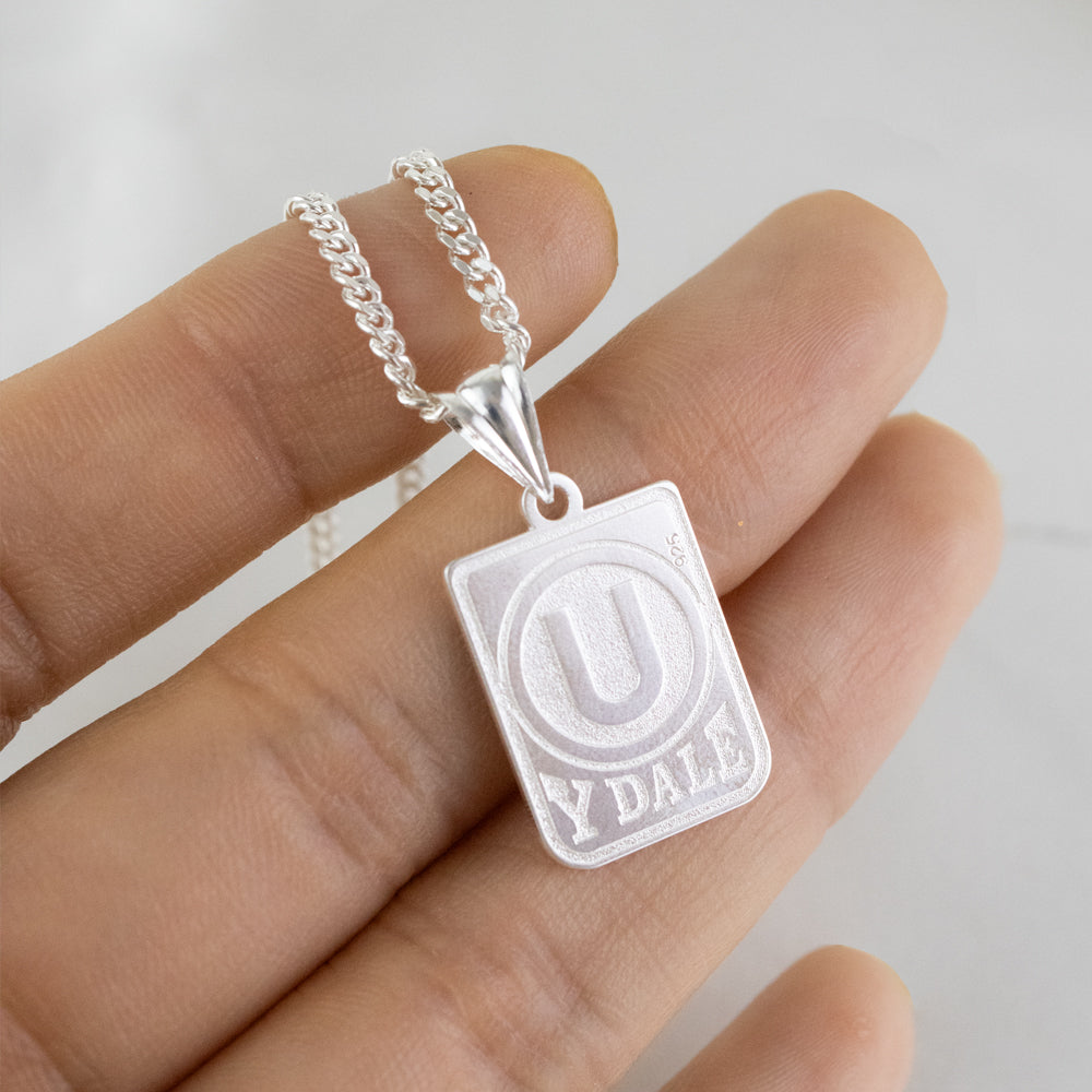 collar de hombre, collar plateado de hombre, collar de equipo de fultbol, collar de universitario, collar de la U, collar chunky plateado, collar dale U