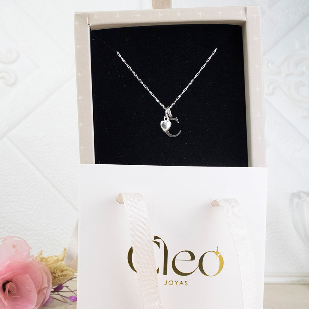 Collar Inicial Plata con Corazón