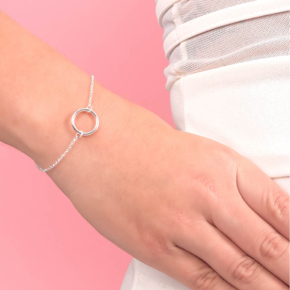 pulsera de plata, pulsera simbolica, pulsera con dije circular