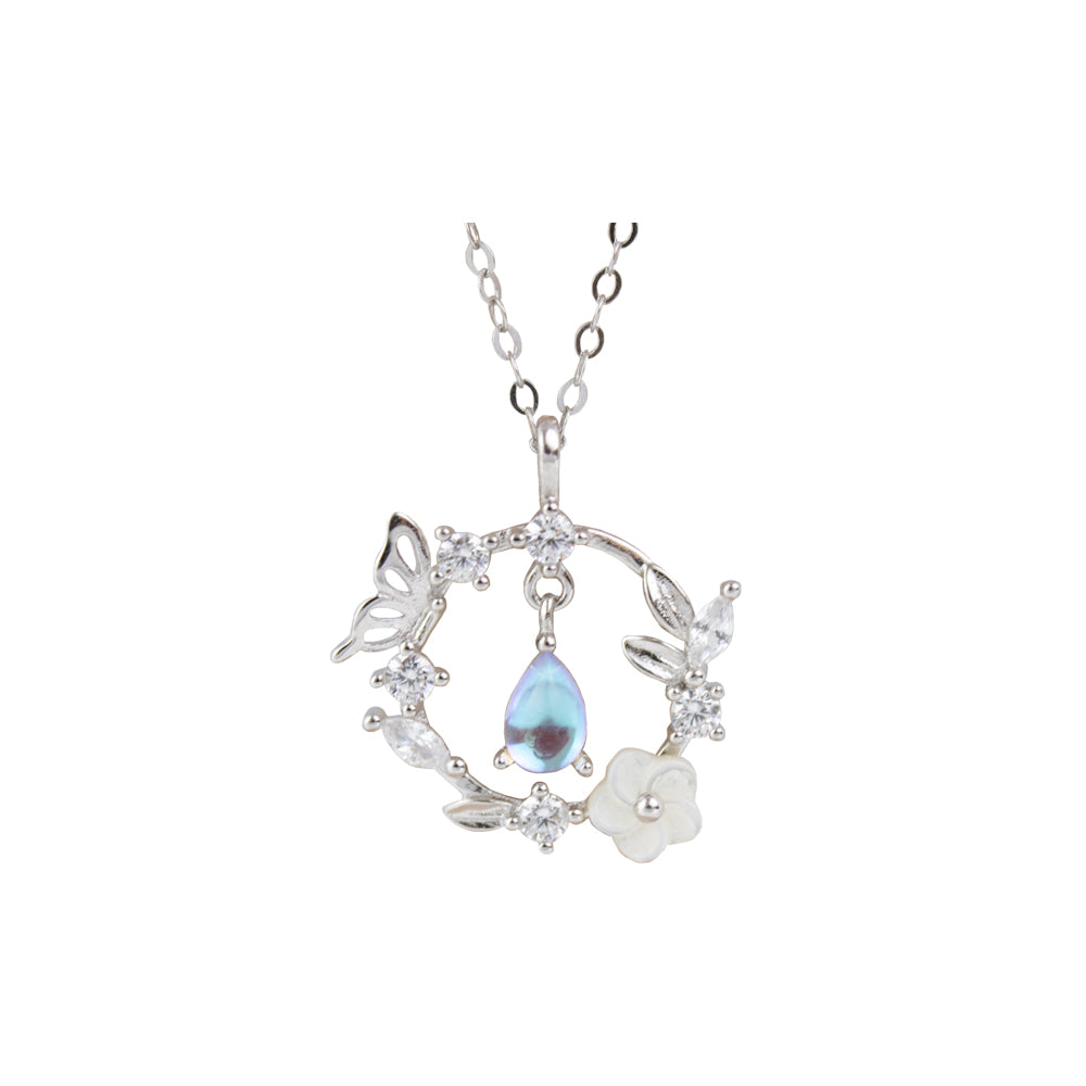 Collar de plata con mariposas, collar de mariposas, collar romantico, collar plateado, collar de flores y mariposas, collar con piedra azul