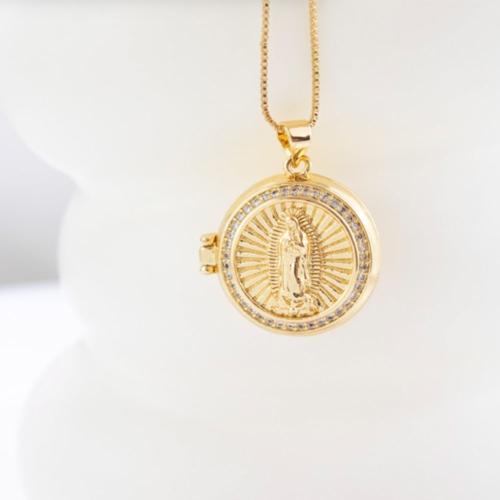Collar Relicario Virgen Redondo Dorado