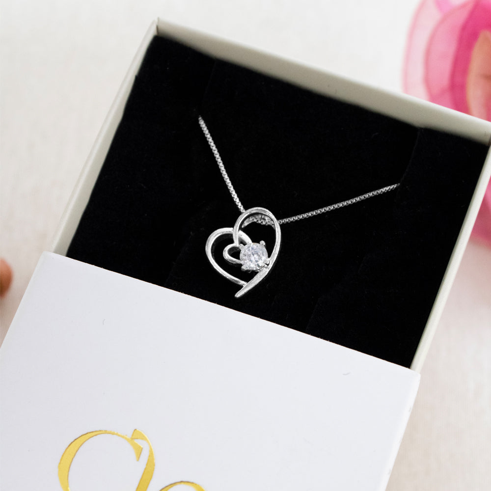 Collar de dije corazón  colgante y piedra plateado plata
