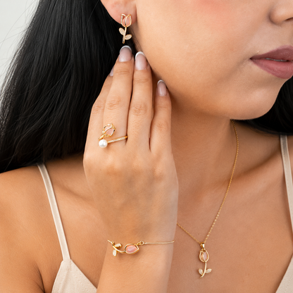 Box Premium Tulipan Rosa 4 piezas: Collar + Aretes + Pulsera y Anillo Tulipan Rosa
