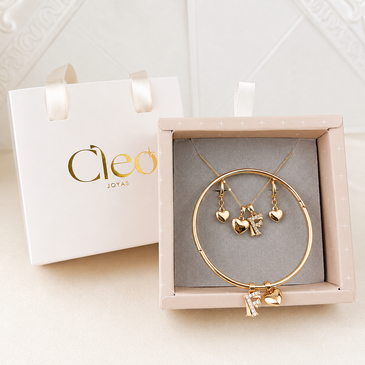 Box Premium 3 piezas: Set Inicial (Collar + Pulsera + Aretes)