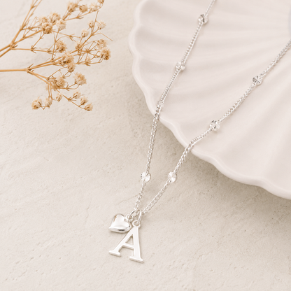 Collar Inicial Plata con Corazón