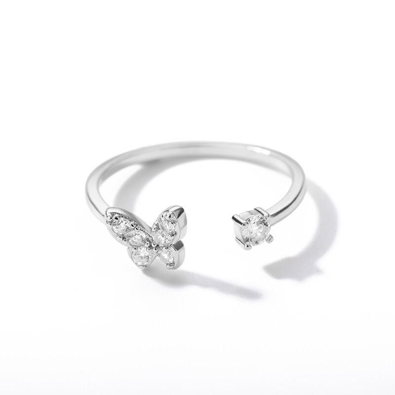 Anillo Butty Mariposa Regulable Acero Plateado