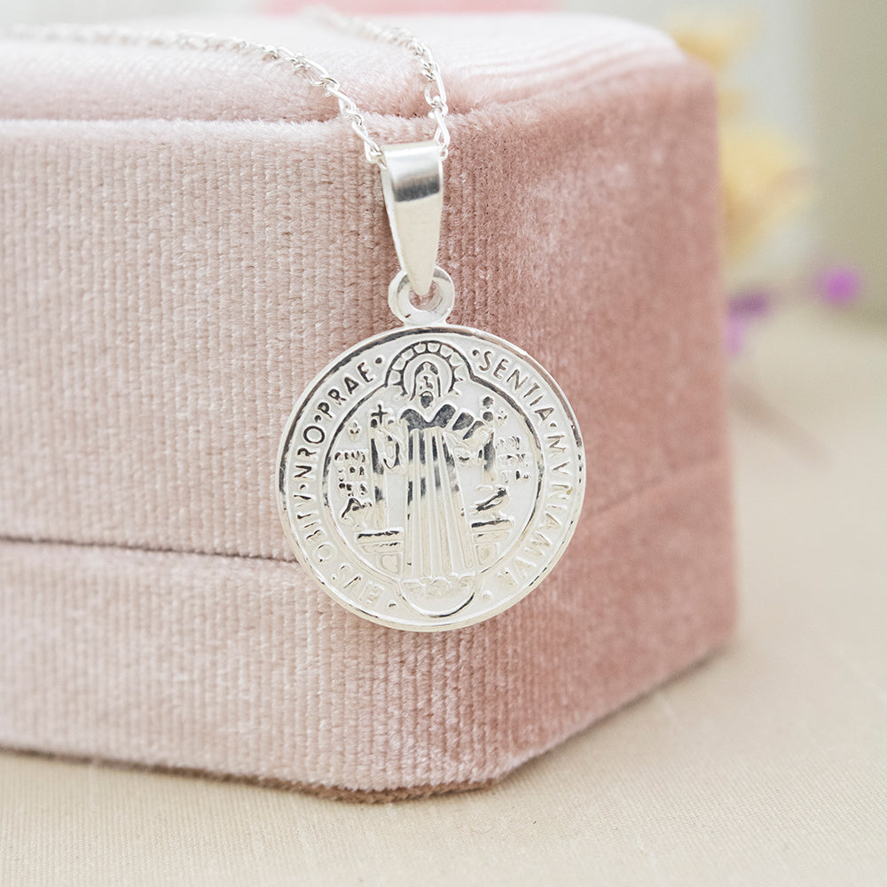 Collar San Benito Grande Plata