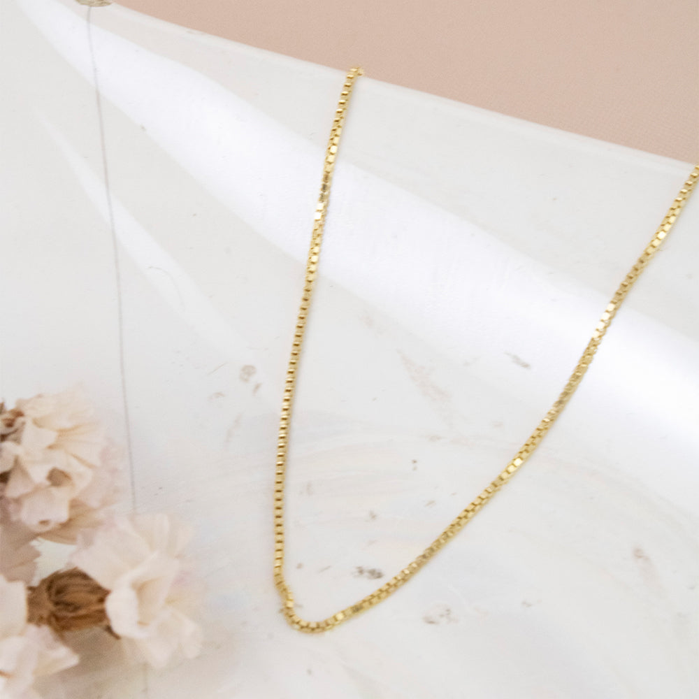 Cadena Delgada de Oro 18k