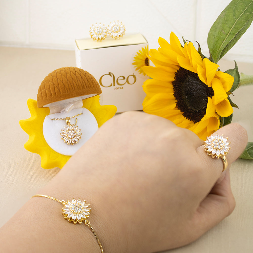 Box Primavera 4 piezas Girasol: Collar + Arete + Pulsera + Anillo Girasol Giratorio