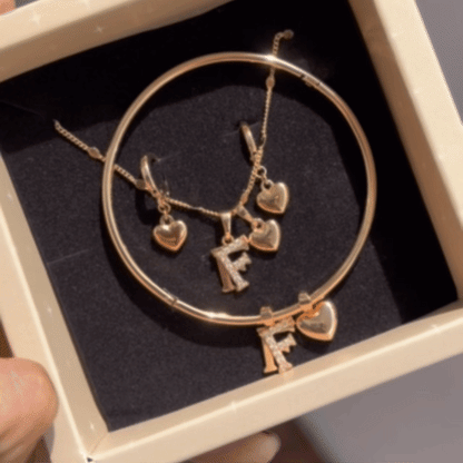 Box Premium 3 piezas: Set Inicial (Collar + Pulsera + Aretes)