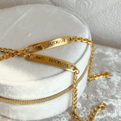 Set Premium de Esclavas con Grabado