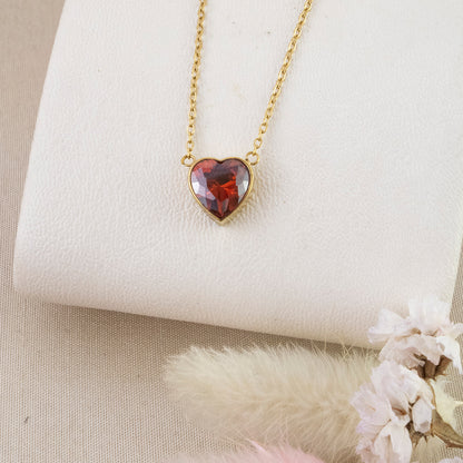 Collar Corazón Rubi Dorado Acero
