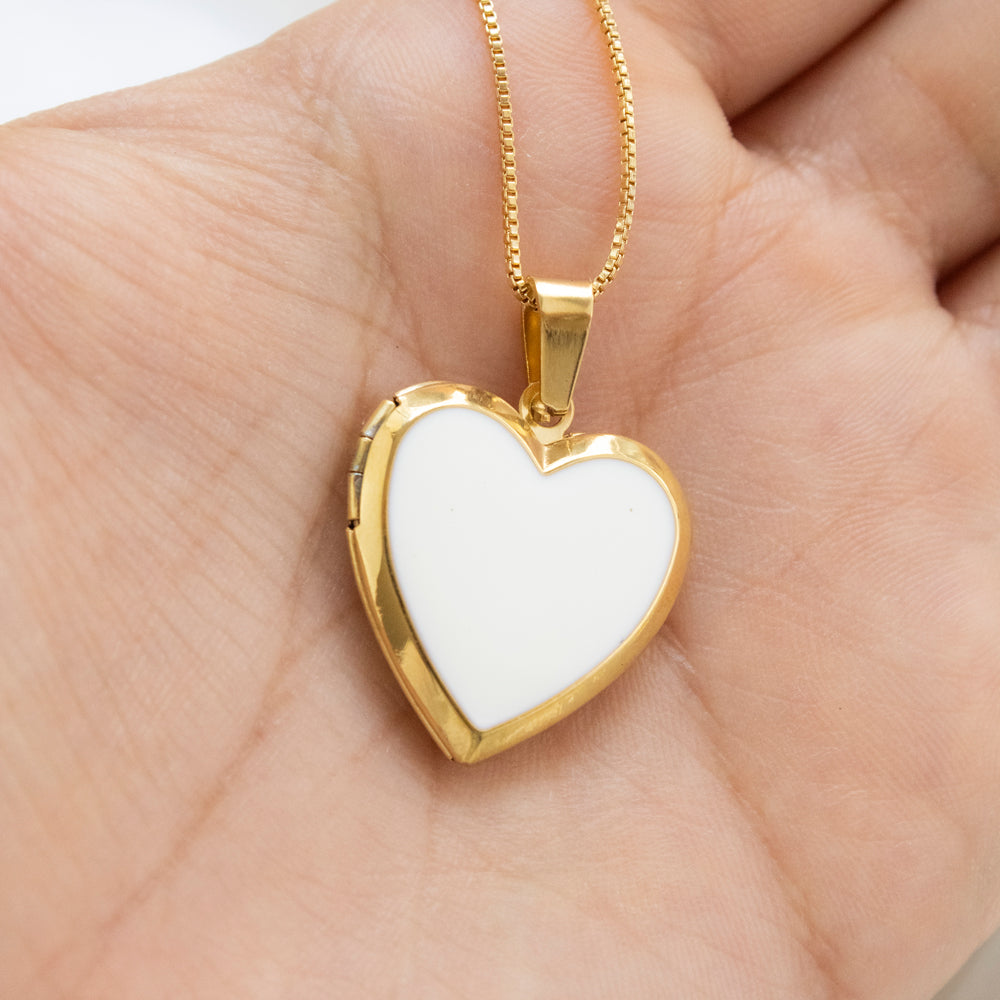 Collar Relicario Corazón Blanco Dorado Acero