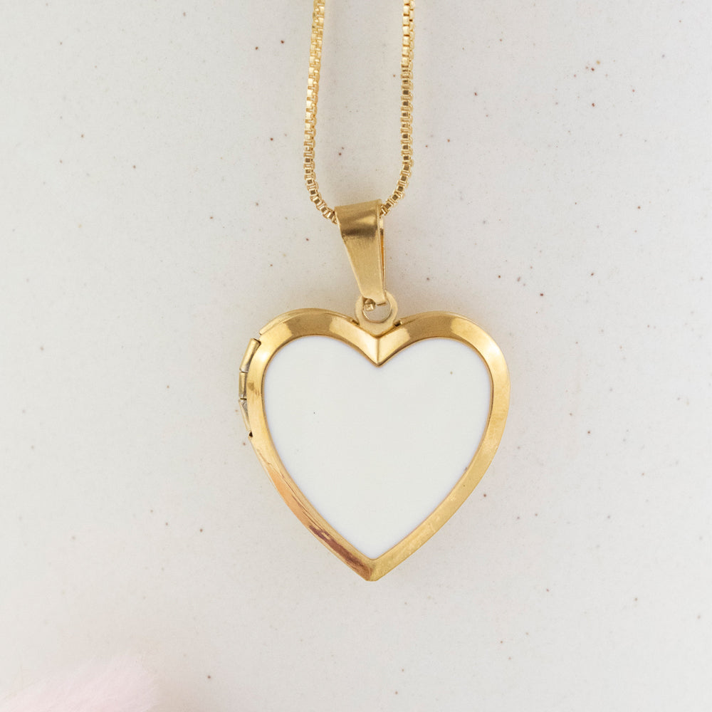 Collar Relicario Corazón Blanco Dorado Acero