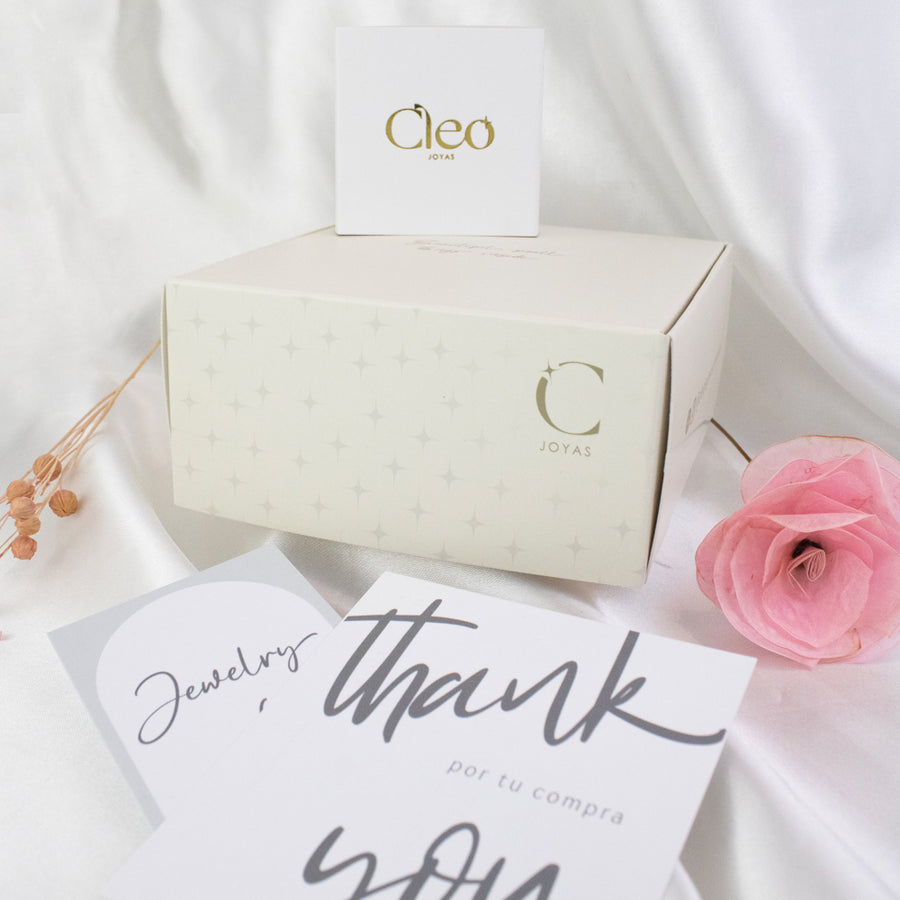 Cleo Mystery Box