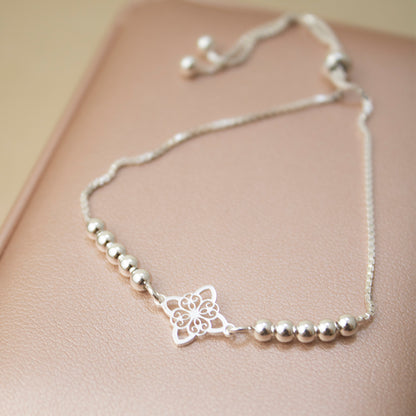 Pulsera Regulable Nudo de Bruja Plata