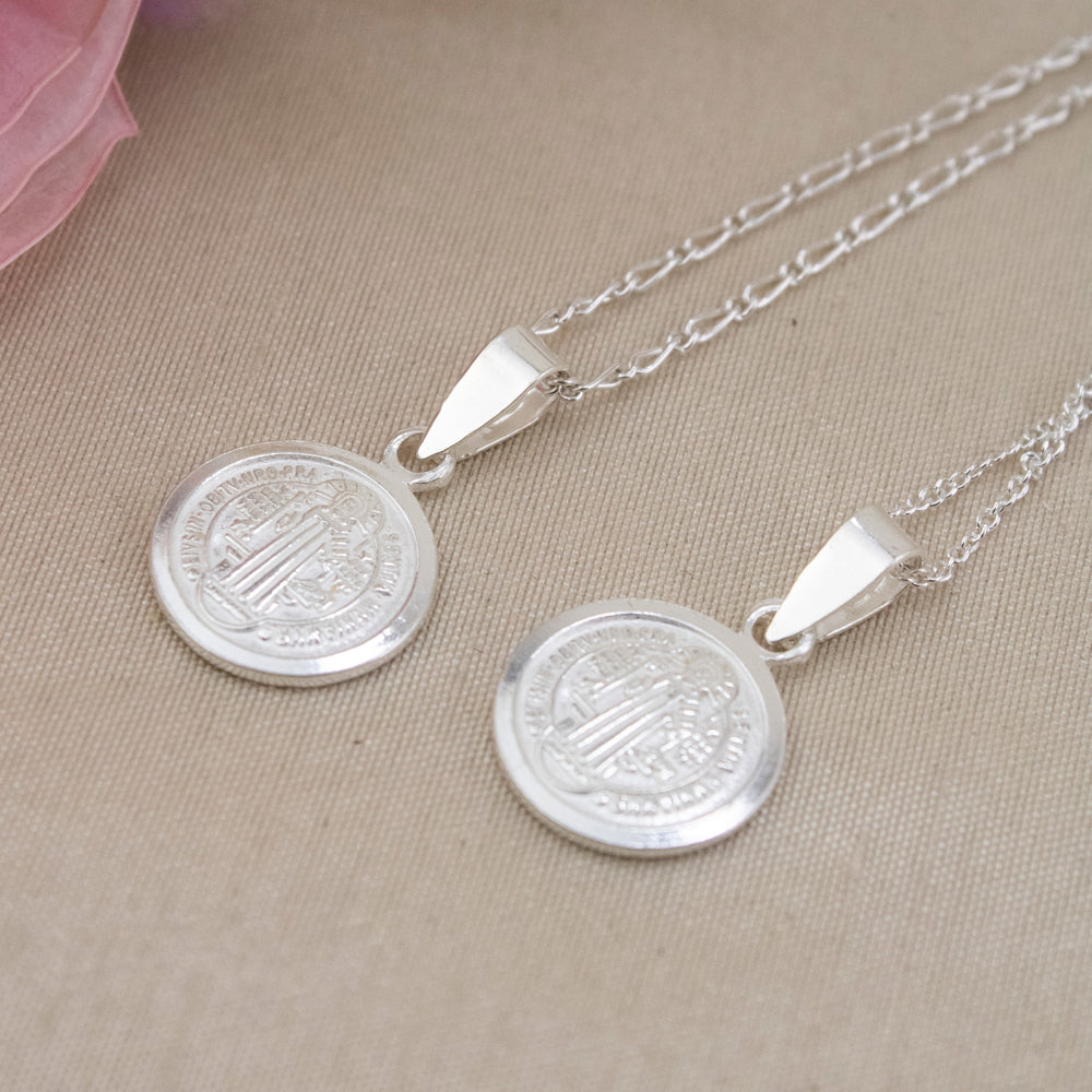Collar San Benito Pequeño Plata