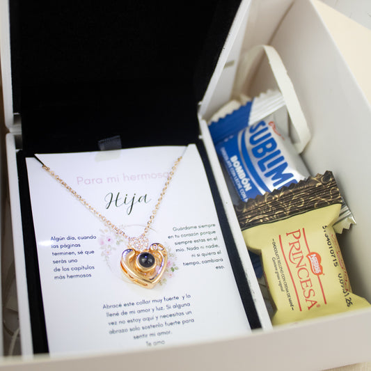 Box Premium Collar Love Corazón Proyectado