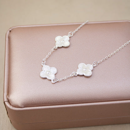 Collar 3 Treboles Plateado