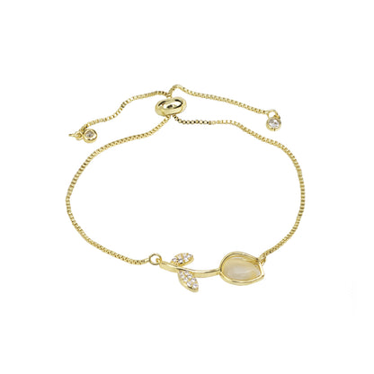 Accesorio Tulipán con baño de oro y diseño romántico